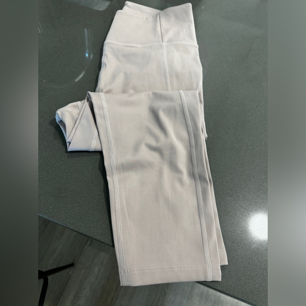 Girlfriend collective capri yoga pants size medium